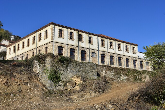 Εθελοντές καθάρισαν το κτίριο Λόγγου Τουρπάλη ενόψει της εγκατάστασης του Παραρτήματος του Ε.Κ.Ε.Τ.Α. στη Νάουσα